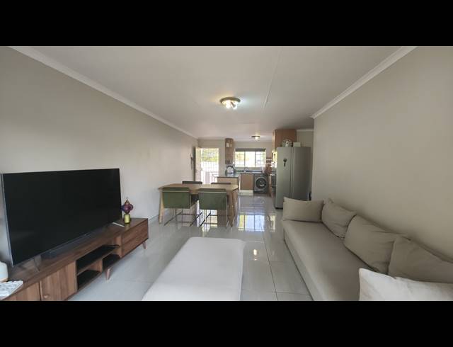 2 bed property for sale in STRATHAVON